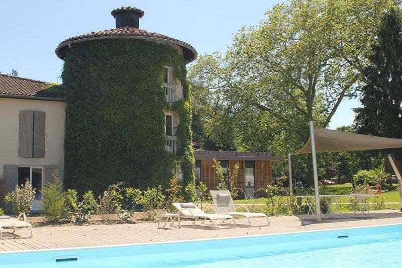Отель Relais Du Silence Domaine La Charpiniere Сен-Гальмье Экстерьер фото